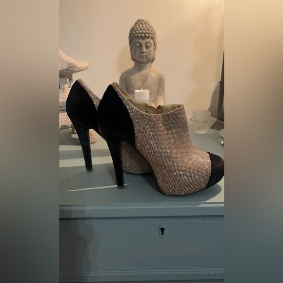 Ladies Heels ๐ - Picture 4 of 6